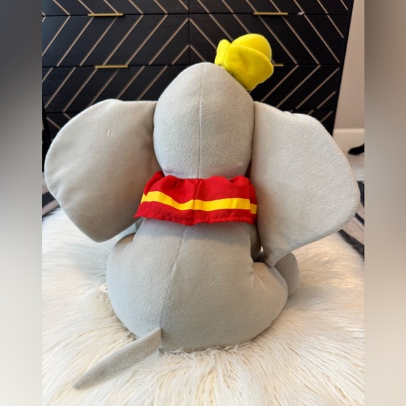 NWT Disneyland Plush Dumbo - Picture 2 of 9